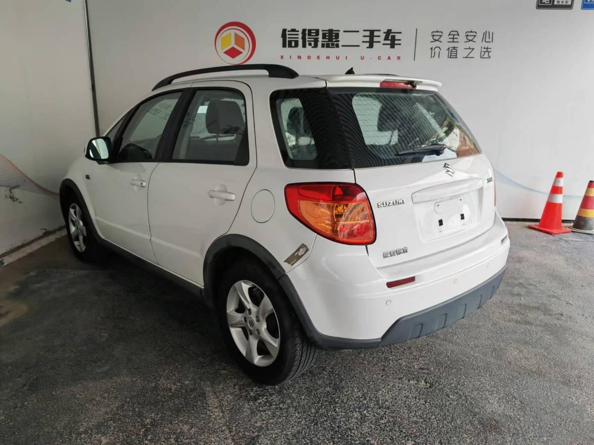 2012年8月鈴木 天語  2012款 SX4 1.6L 兩廂銳騎型