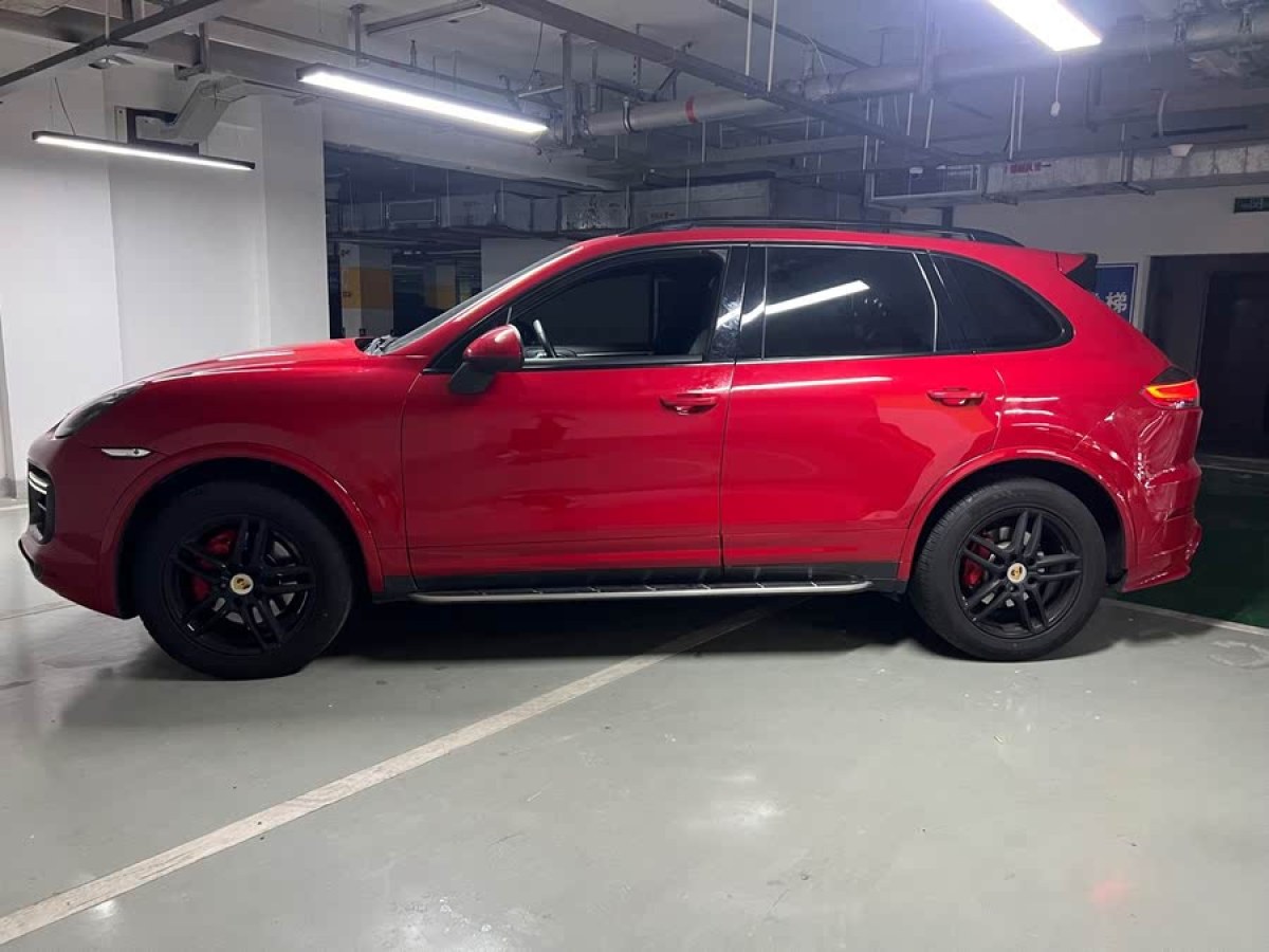保時(shí)捷 Cayenne  2014款 Cayenne Platinum Edition 3.0T圖片