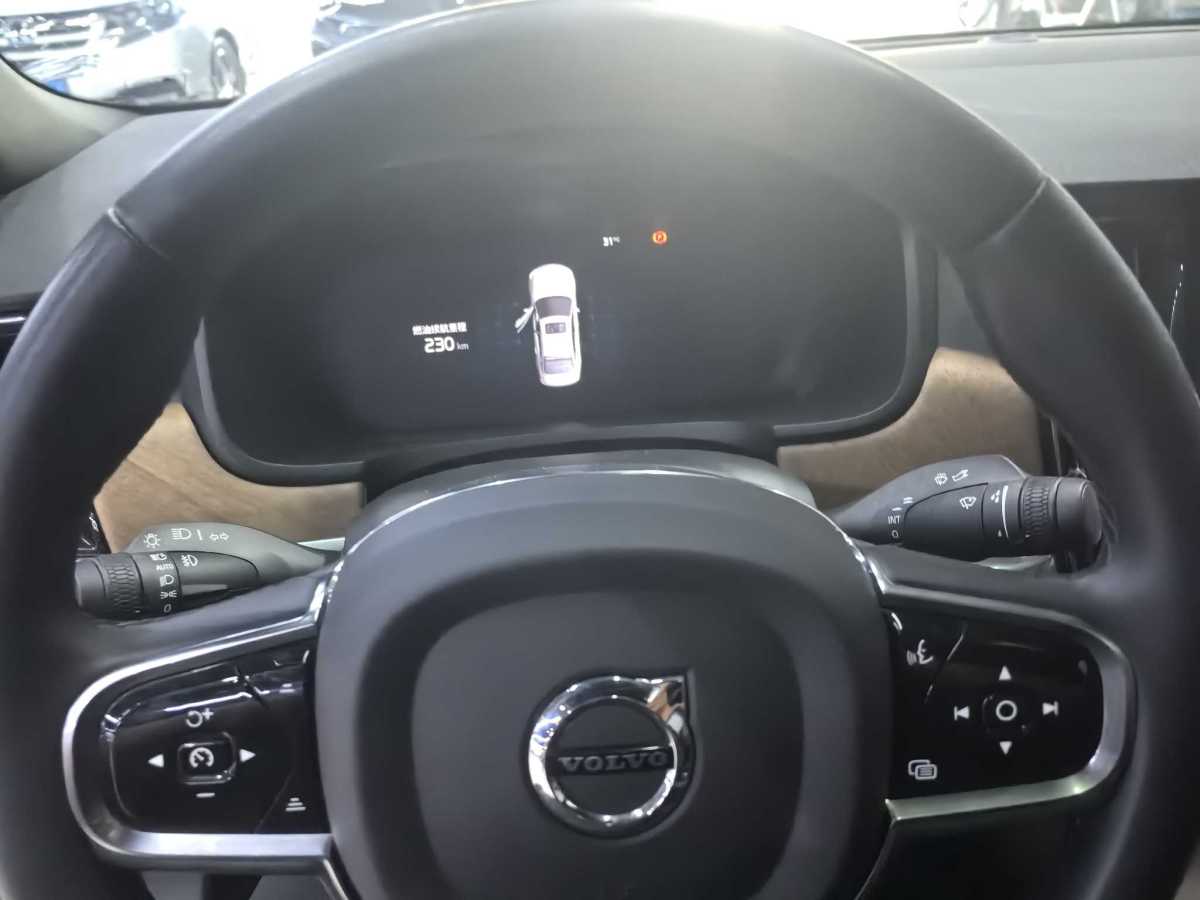 沃爾沃 S90  2023款 B5 智逸豪華版圖片