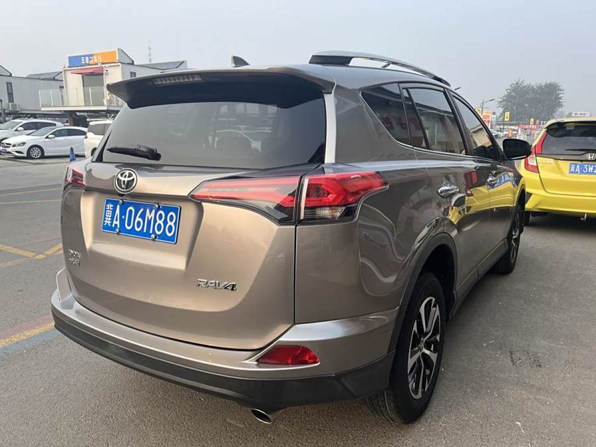 2019年4月豐田 RAV4榮放  2019款  2.0L CVT兩驅(qū)風尚版 國VI