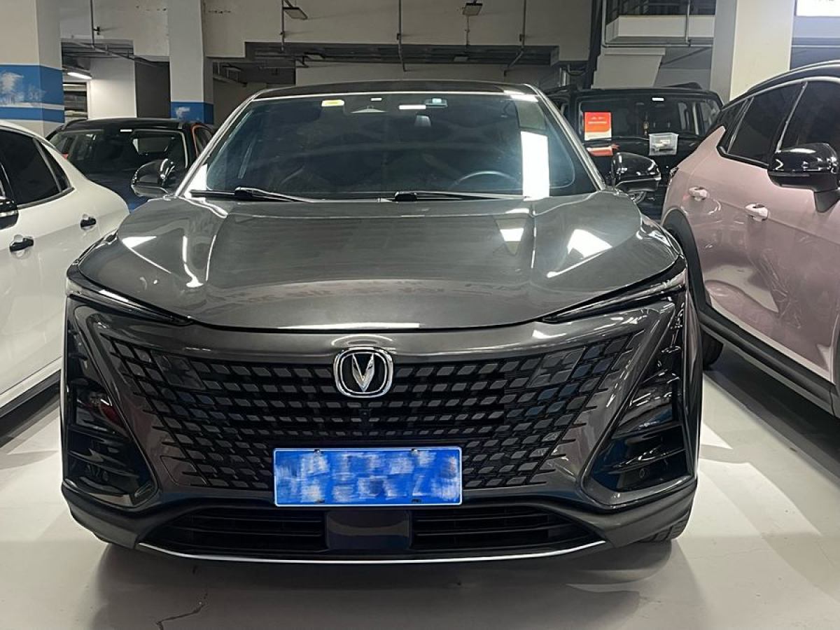 長(zhǎng)安 UNI-T  2022款 1.5T 運(yùn)動(dòng)版 尊貴型圖片