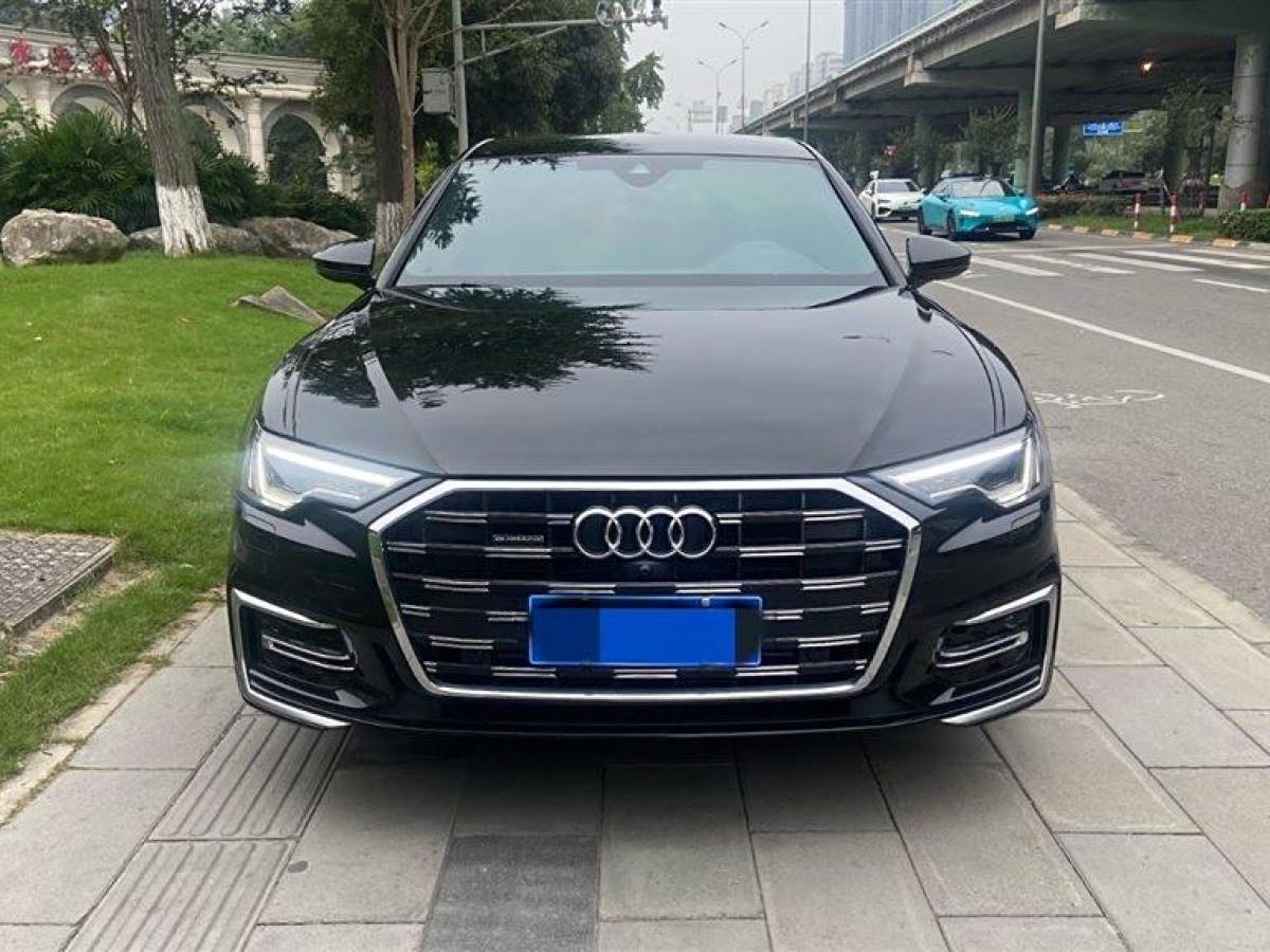 奧迪 奧迪A6L  2023款 改款 45 TFSI quattro 臻選動(dòng)感型圖片