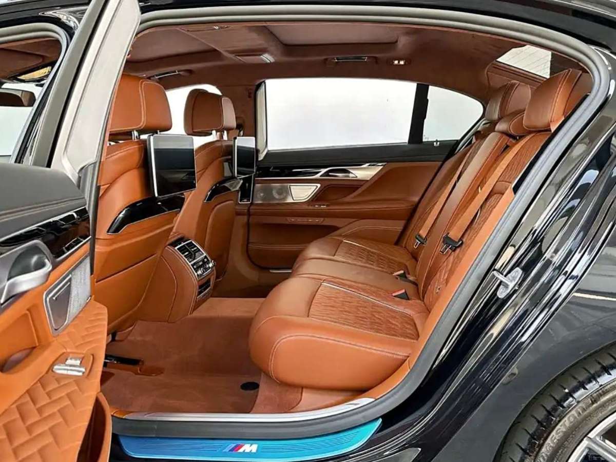 宝马 宝马7系  2021款 740Li xDrive 行政型 M运动套装图片