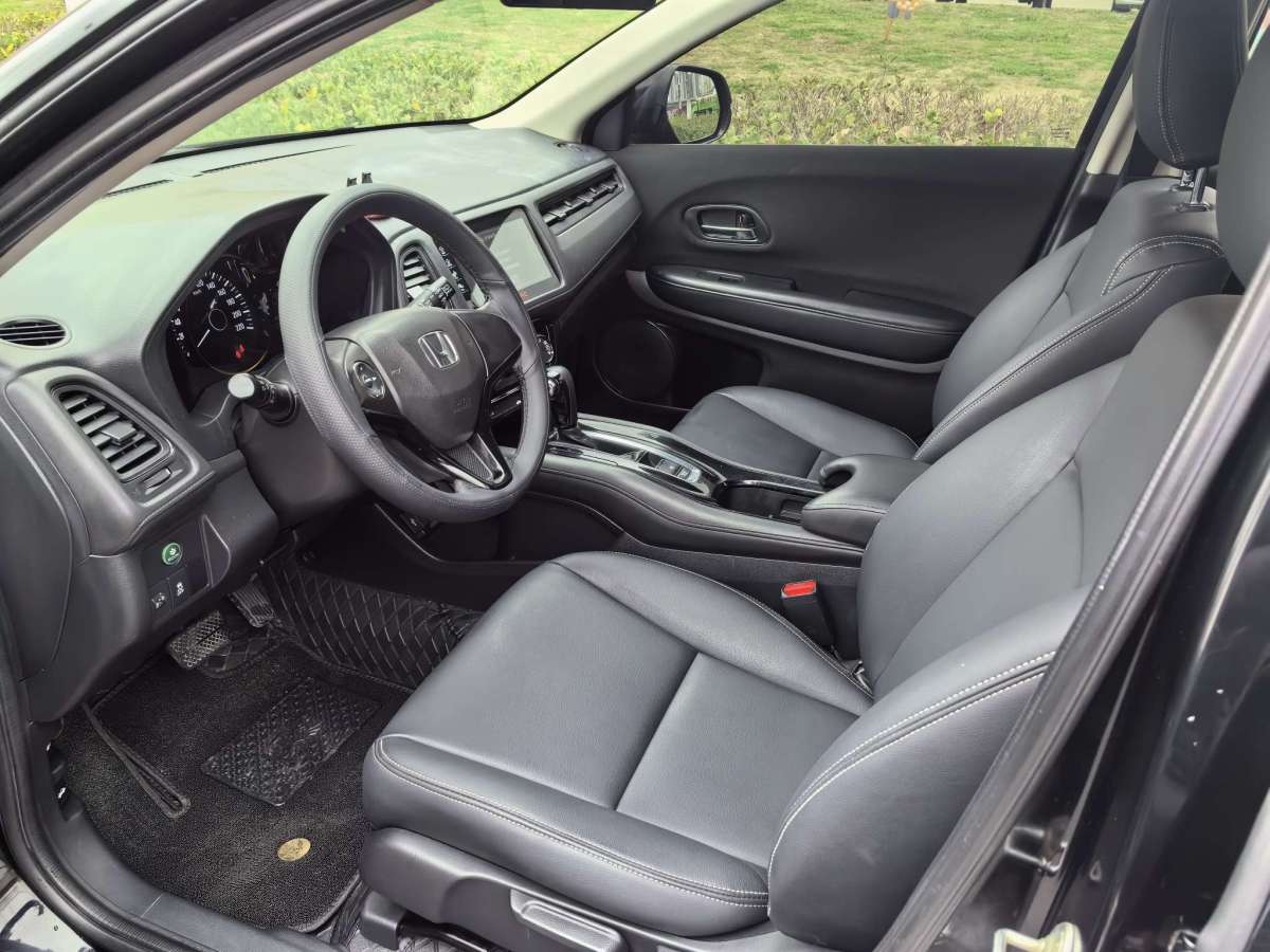 2015年7月本田 缤智  2015款 1.5L CVT两驱舒适型
