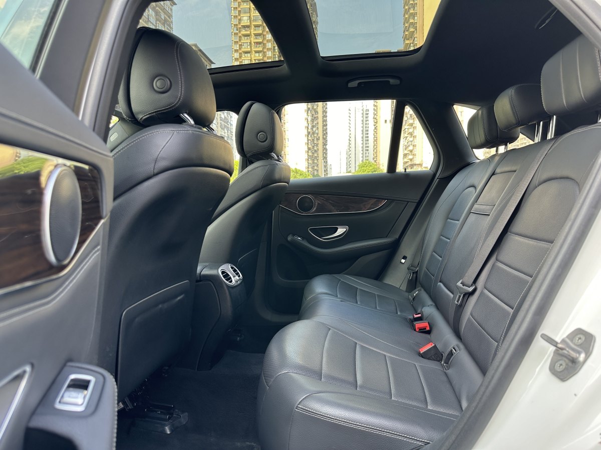 奔馳 奔馳GLC  2018款 改款 GLC 260 4MATIC 豪華型圖片