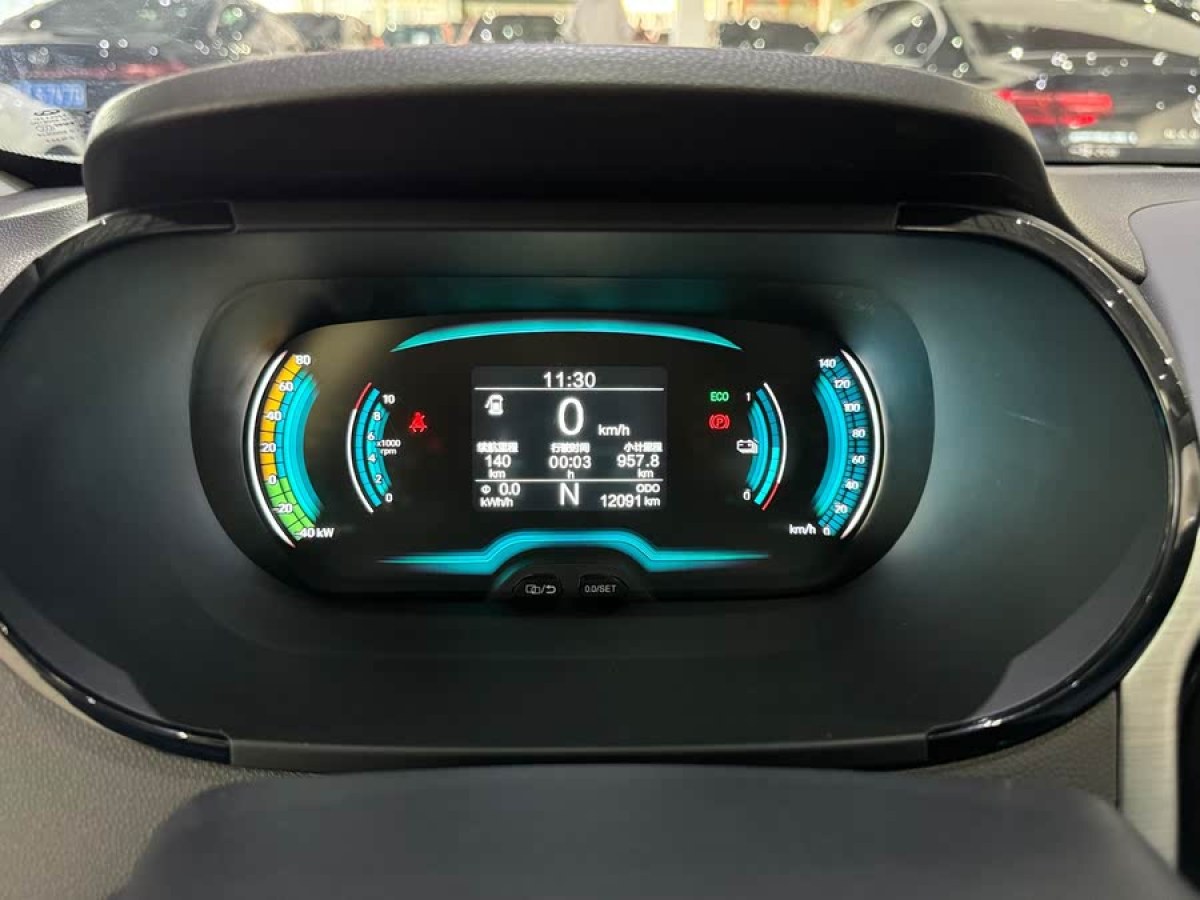 奇瑞 eQ1  2022款 甜粉款 半糖版 磷酸鐵鋰 30kW 301km圖片
