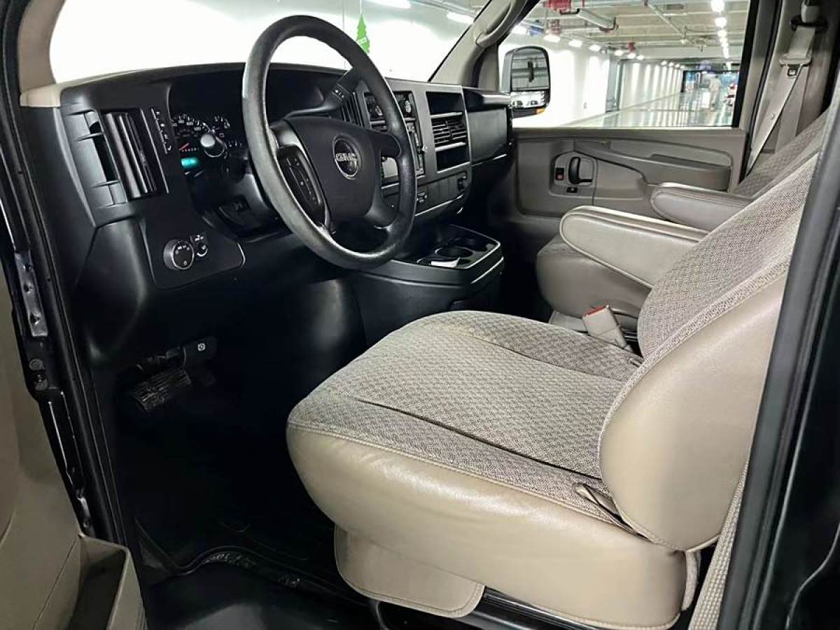 GMC SAVANA  2013款 6.0L 3500標(biāo)準(zhǔn)版圖片