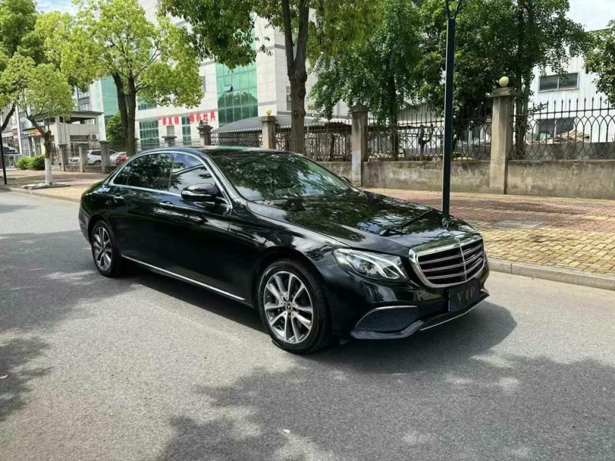 奔馳 奔馳E級  2019款 E 300 L 豪華型圖片