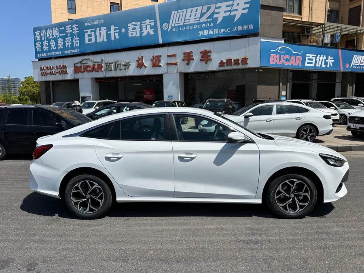 名爵 名爵5  2023款 180DVVT CVT風(fēng)尚版圖片