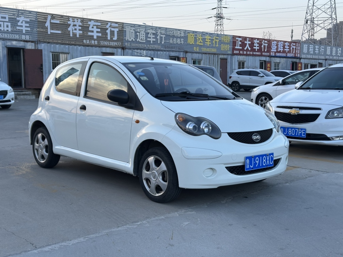 比亞迪 F0  2013款 1.0L AMT 悅酷型圖片