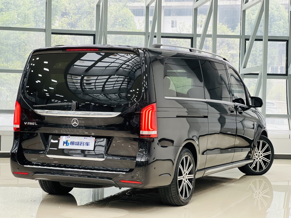 奔馳 V級  2022款 V 260 L 長軸距豪華版圖片