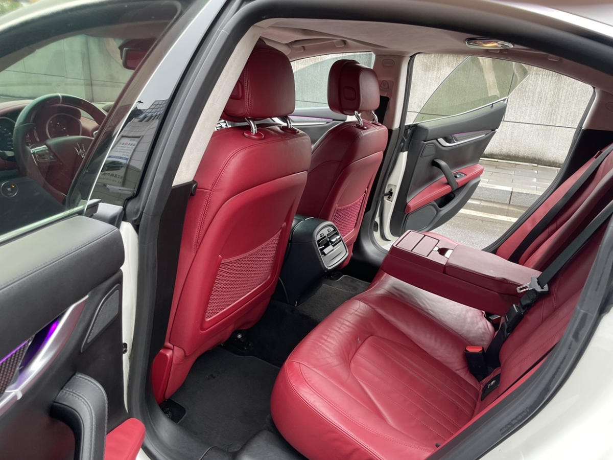 瑪莎拉蒂 Ghibli  2014款 3.0T 標(biāo)準(zhǔn)版圖片