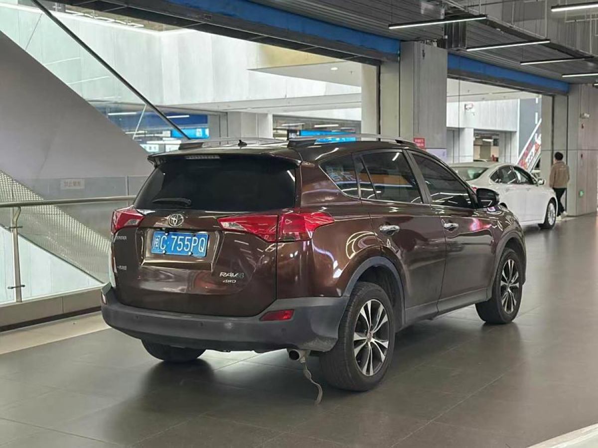 豐田 RAV4榮放  2013款 2.5L 自動四驅(qū)尊貴版圖片