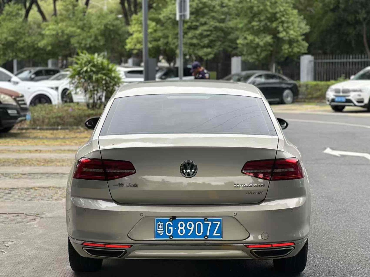 大眾 邁騰  2017款 330TSI DSG 領(lǐng)先型圖片