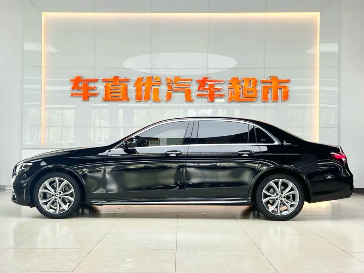 奔馳 奔馳E級  2021款 改款 E 300 L 運動時尚型圖片