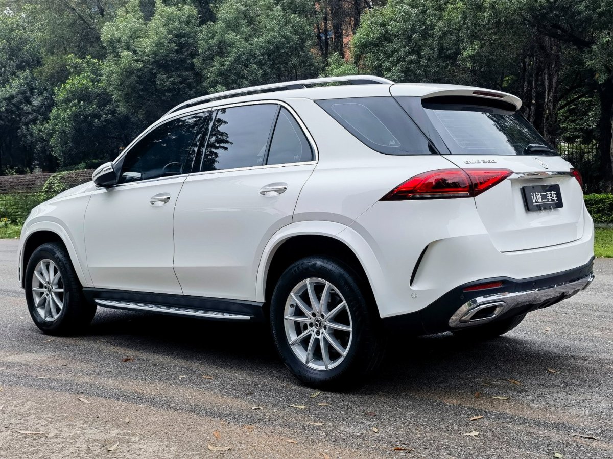 奔馳 奔馳GLE  2020款 改款 GLE 350 4MATIC 時(shí)尚型圖片