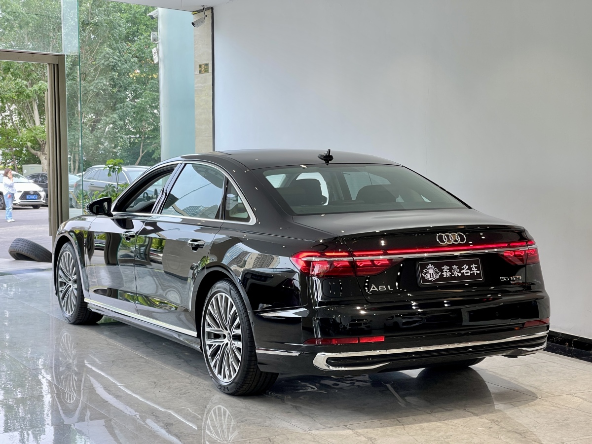 2024年6月奧迪 奧迪A8  2024款 A8L 50 TFSI quattro 臻選型