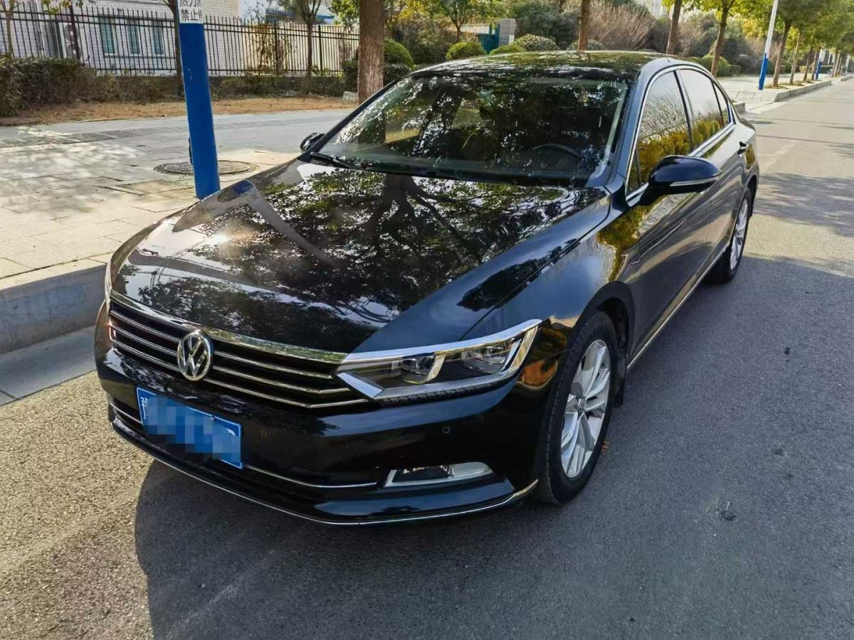 大眾 邁騰  2019款 280TSI DSG 領(lǐng)先型圖片