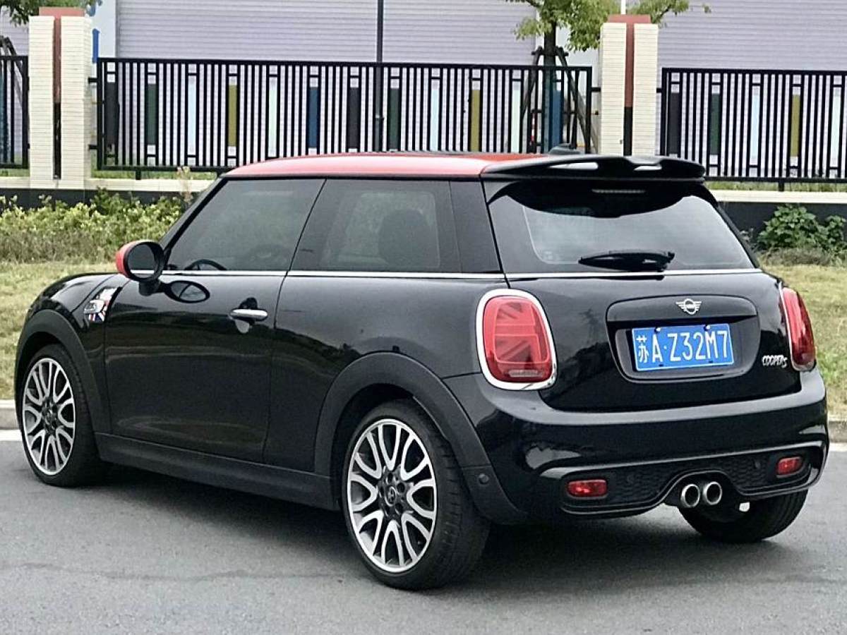 MINI MINI  2019款 2.0T COOPER S 藝術(shù)家圖片