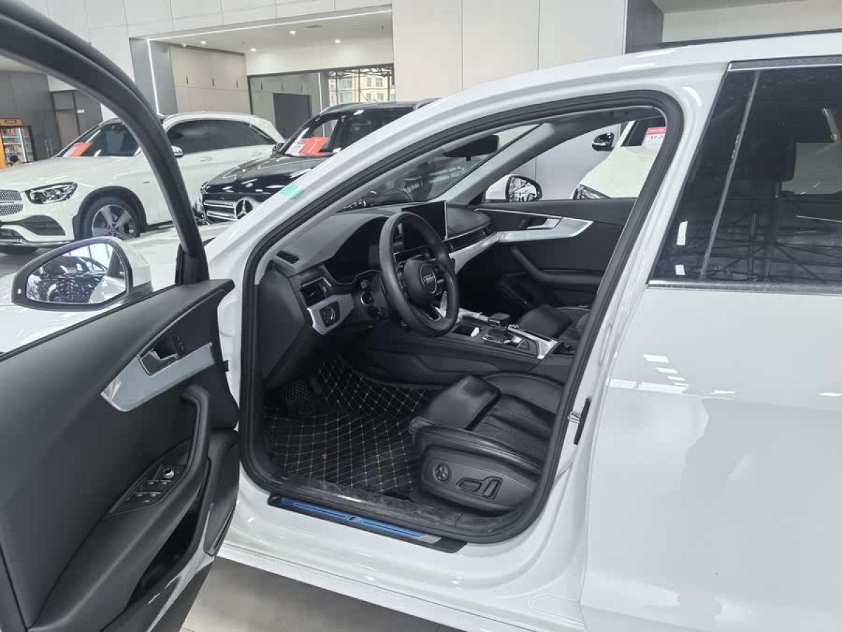 奧迪 奧迪A4L  2022款 40 TFSI 時尚動感型圖片