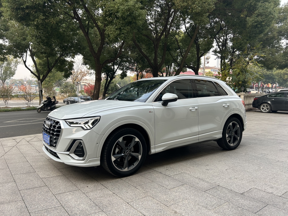 奧迪 奧迪Q3  2022款 35 TFSI 時尚動感型圖片