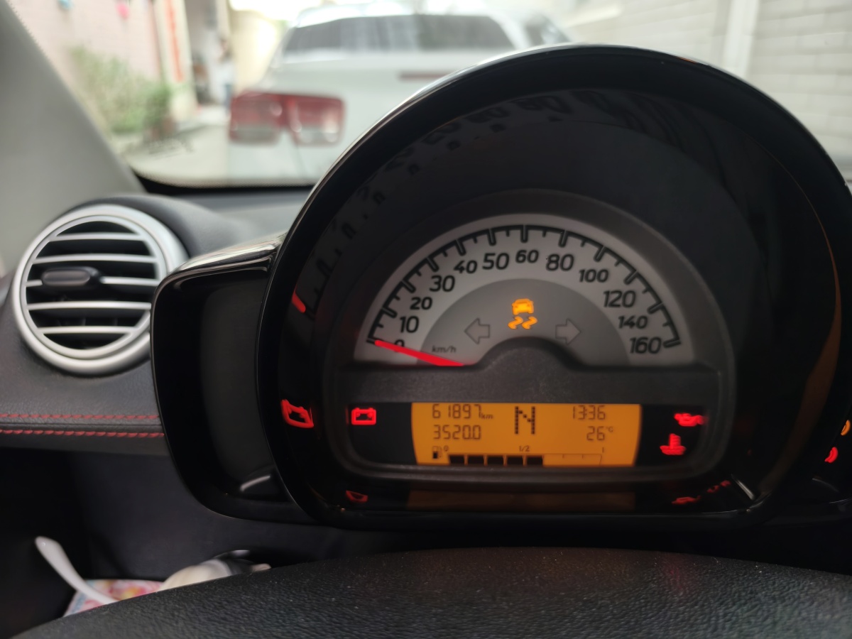 smart fortwo  2012款 1.0 MHD 硬頂舒適版圖片