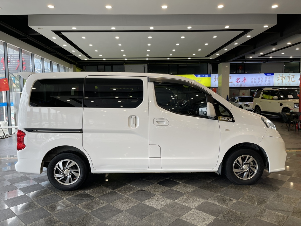 日產(chǎn) NV200  2018款 1.6L CVT尊享型圖片