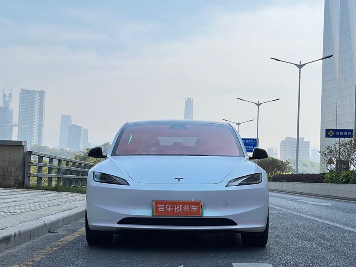 特斯拉 Model Y  2023款 后輪驅(qū)動版圖片