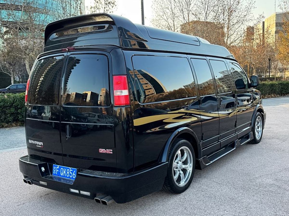 GMC SAVANA  2015款 5.3L 四驅(qū)行政版圖片