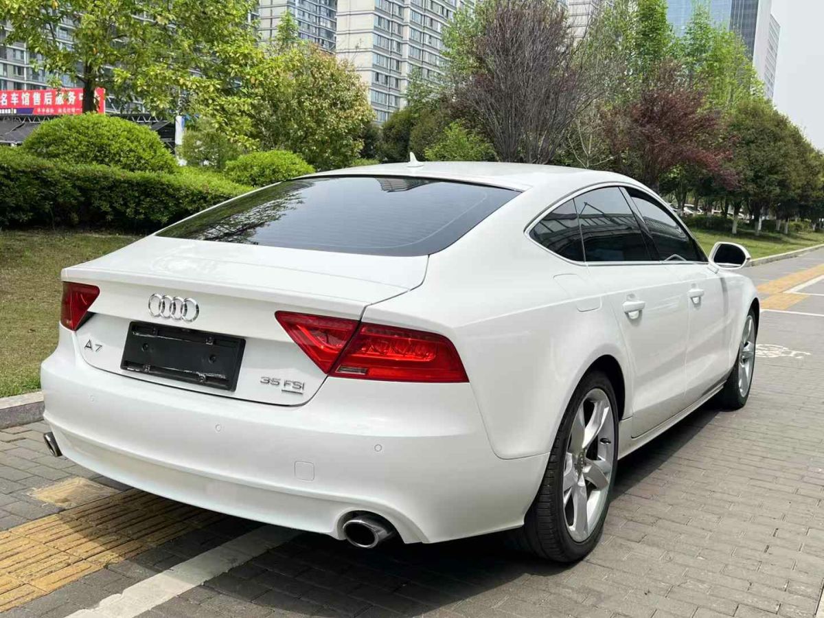 奧迪 奧迪A7  2014款 A7 Sportback 3.0TFSI 50TFSI Quattro舒適型圖片