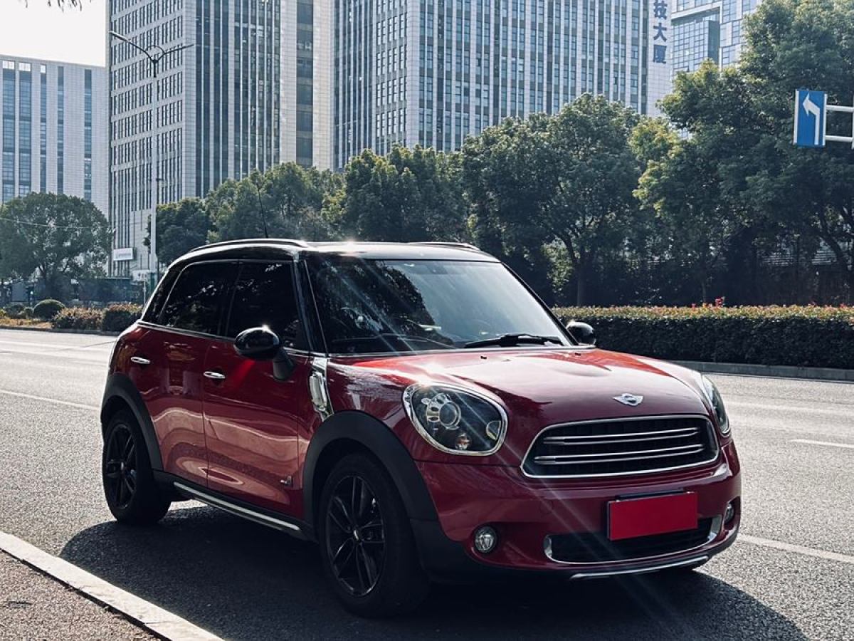 2016年11月MINI COUNTRYMAN  2016款 1.6T COOPER S ALL4 裝備控