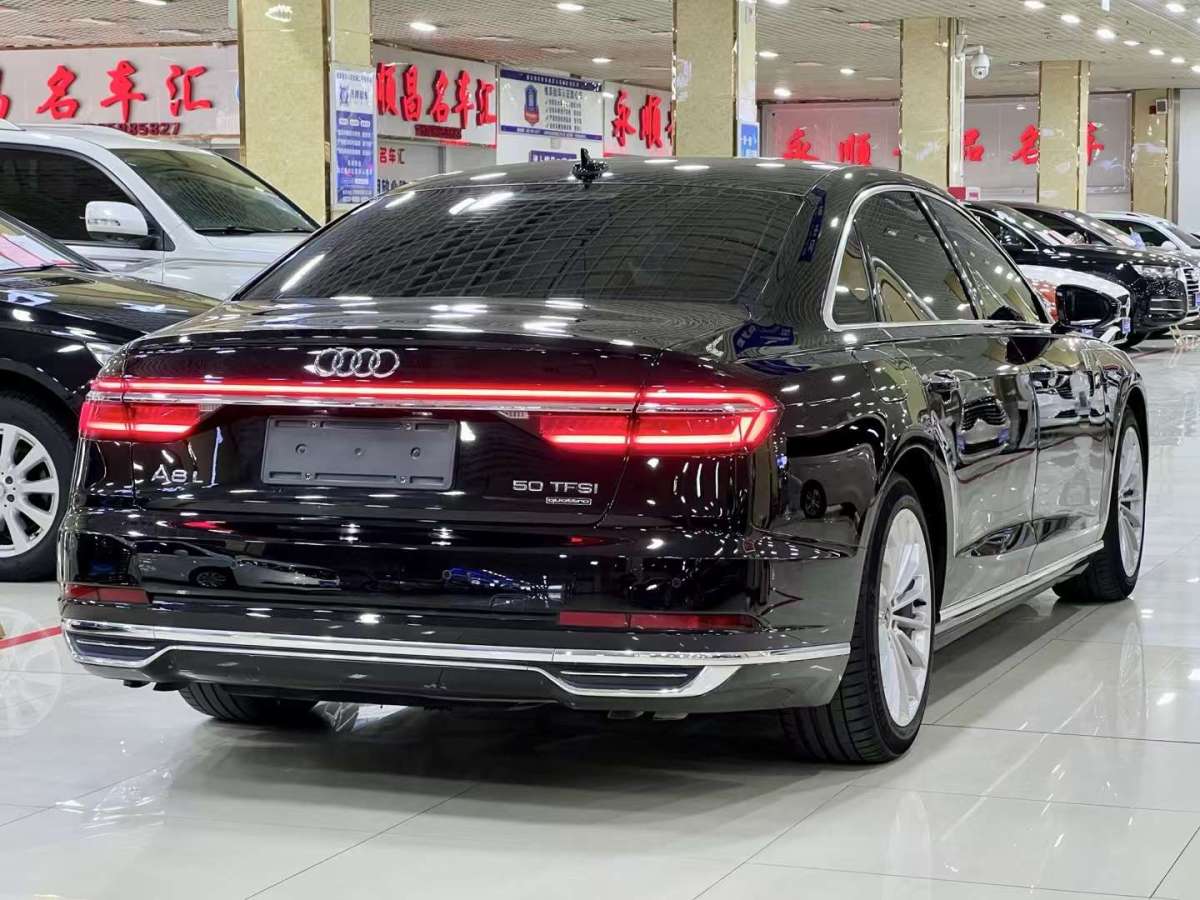 2022年5月奧迪 奧迪A8  2022款 A8L 50 TFSI quattro 舒適型典藏版