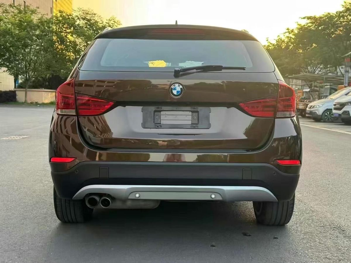 寶馬 寶馬X1  2015款 xDrive20i X套裝晉級(jí)版圖片