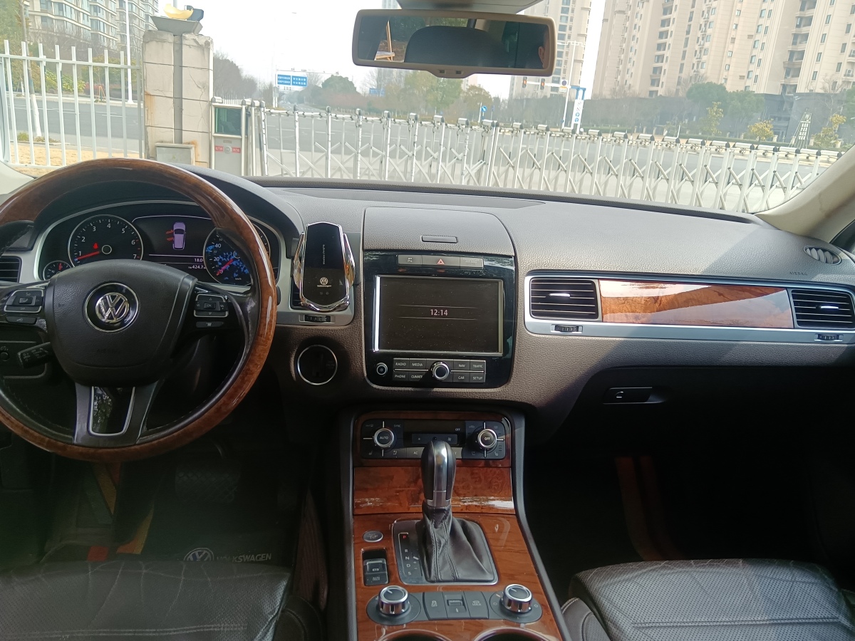 大眾 途銳  2011款 3.0TSI 豪華型圖片