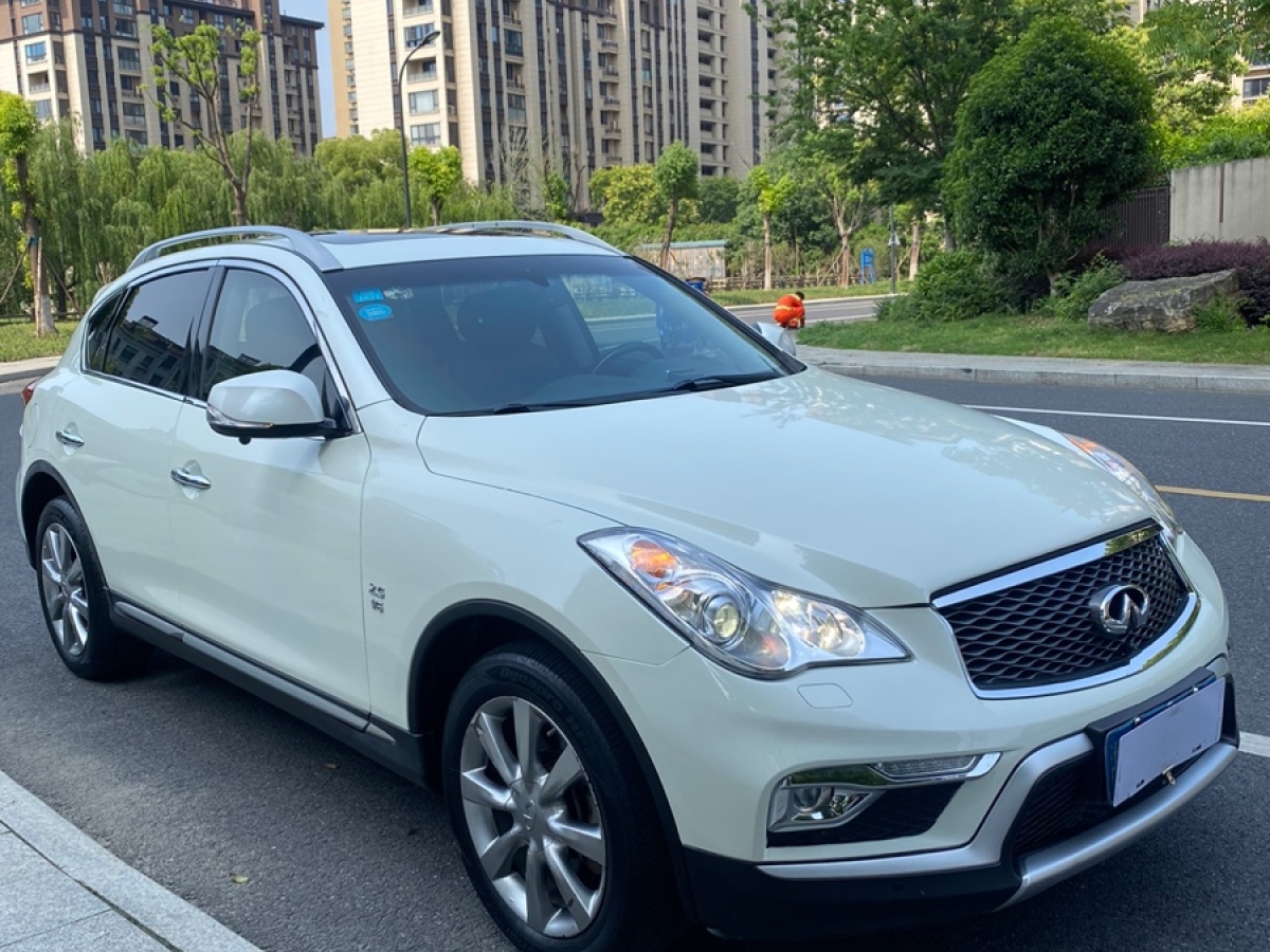 英菲尼迪 QX50  2015款 2.5L 舒適版圖片