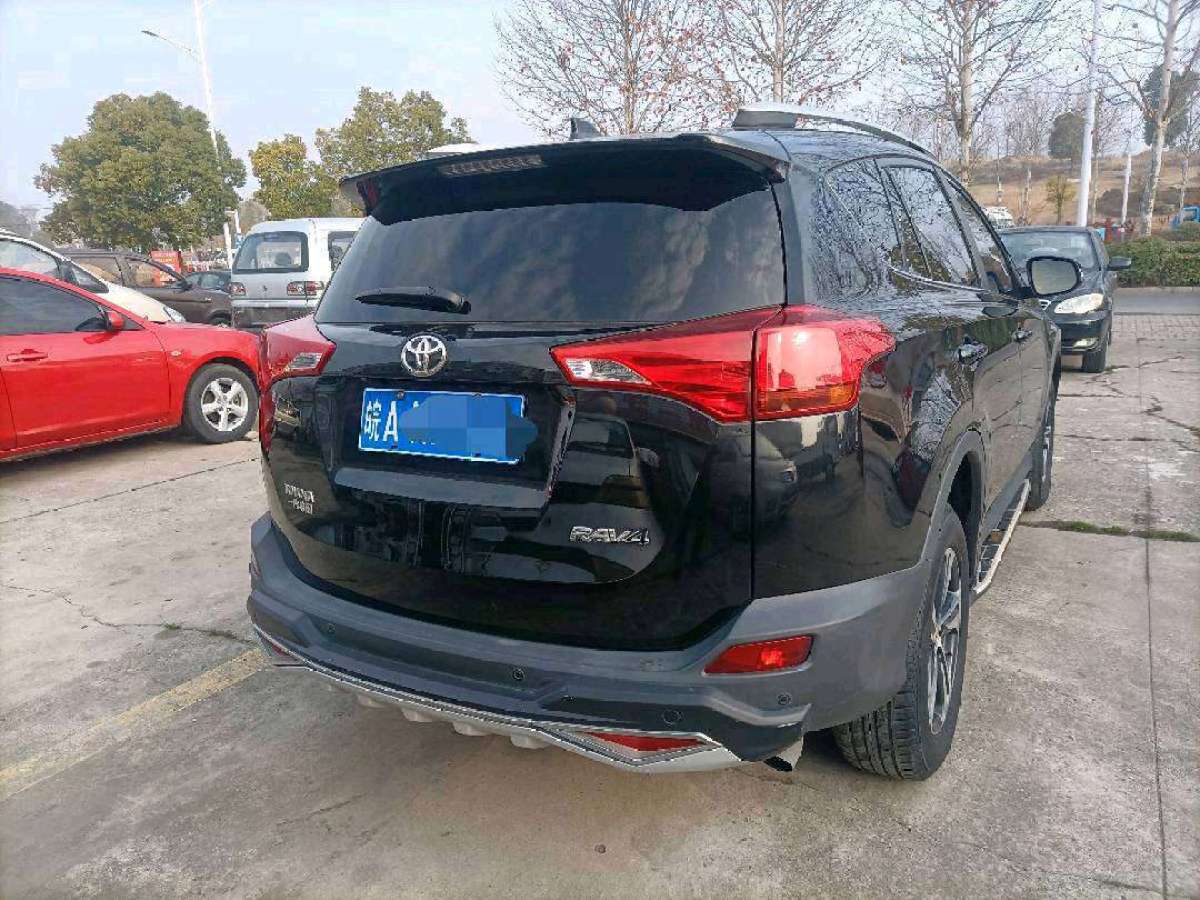 豐田 RAV4榮放  2024款 2.0L CVT兩驅(qū)風(fēng)尚版圖片