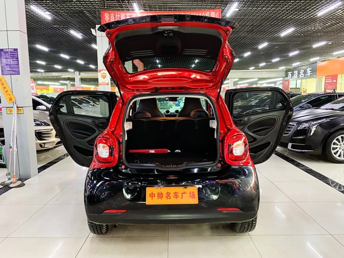 smart forfour  2018款 1.0L 52千瓦靈動版圖片