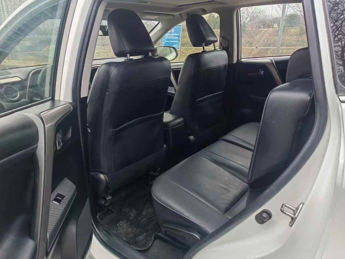 豐田 RAV4榮放  2016款 2.0L CVT兩驅(qū)智尚版圖片