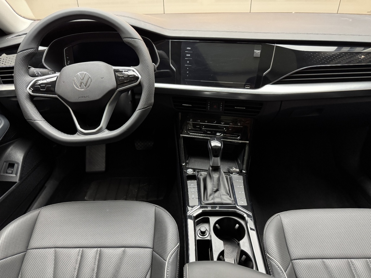 大眾 帕薩特  2024款 380TSI 星空精英版圖片