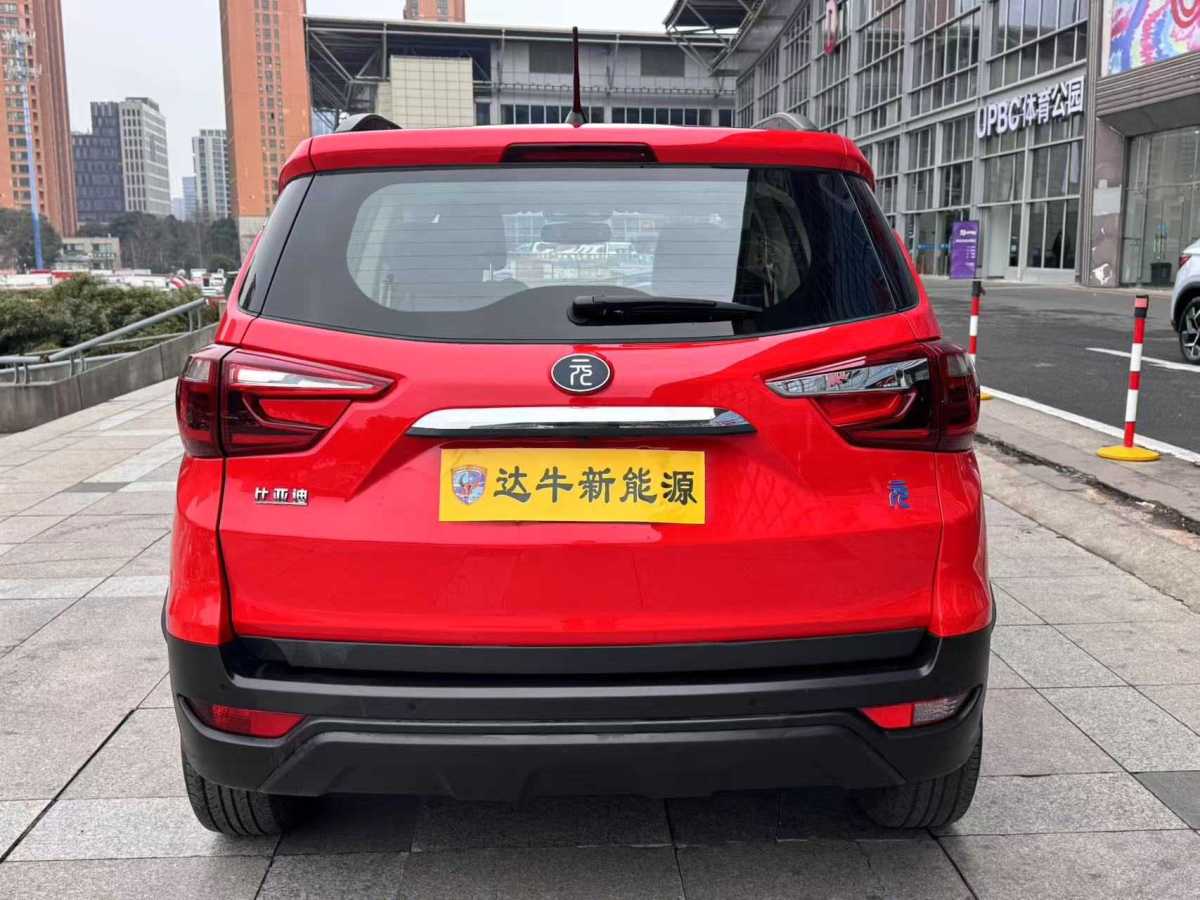 比亞迪 元新能源  2018款 EV360 智聯(lián)炫酷型圖片