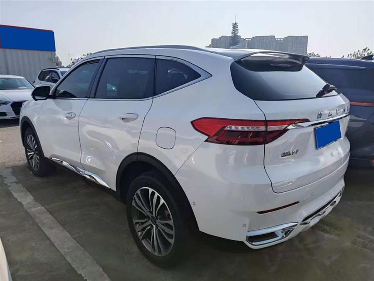 哈弗 F7  2020款 1.5T 兩驅(qū)i潮圖片