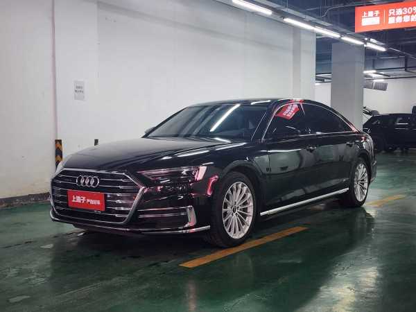 奥迪 奥迪A8  2022款 A8L 50 TFSI quattro 舒适型典藏版