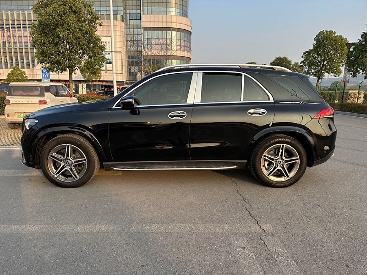 奔馳 奔馳GLE  2020款 改款 GLE 450 4MATIC 時尚型圖片