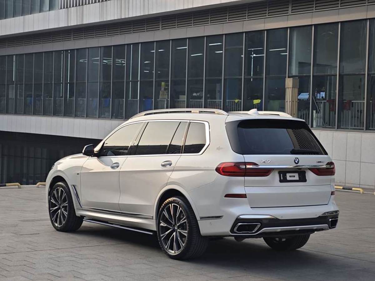 寶馬 寶馬X7  2019款  xDrive40i 行政型M運動套裝圖片