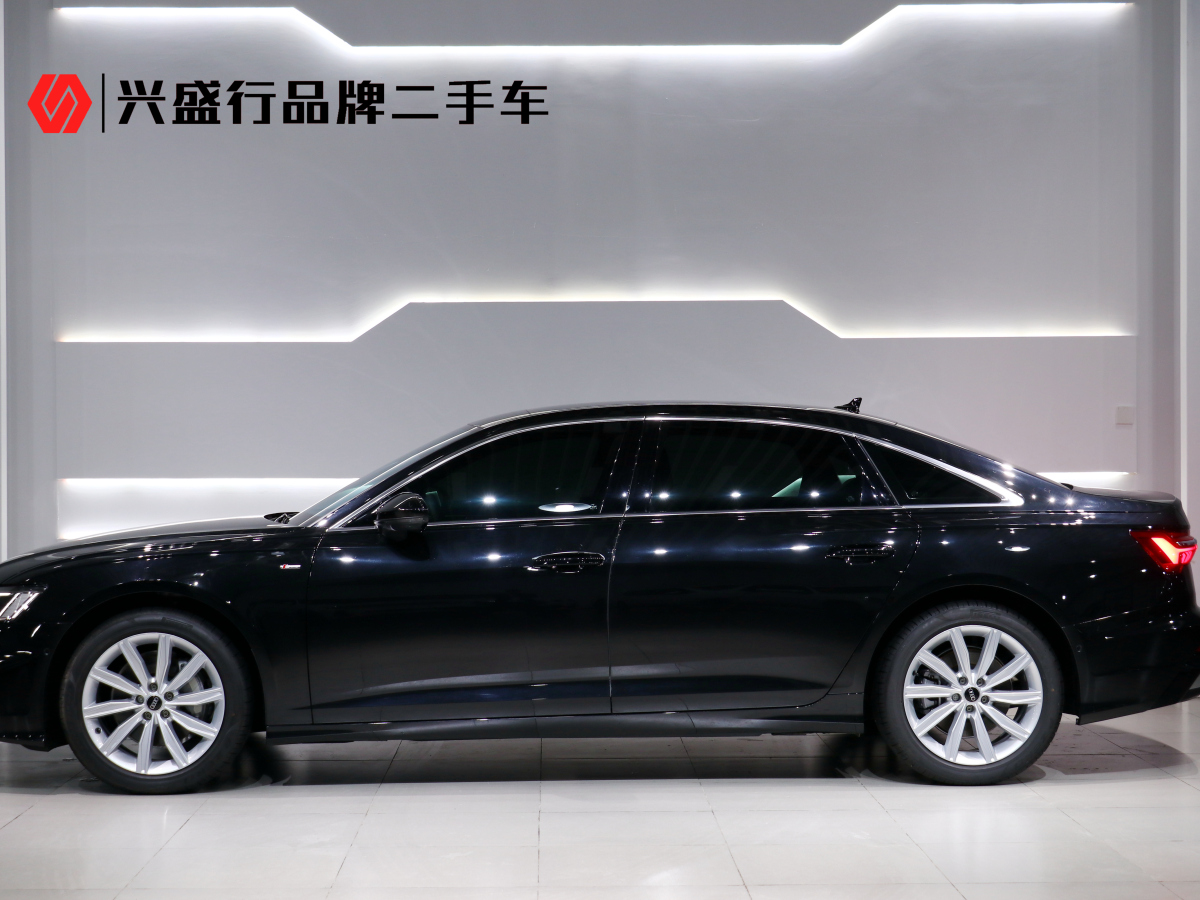 2024年5月奧迪 奧迪A6L  2024款 45 TFSI 臻選動(dòng)感型