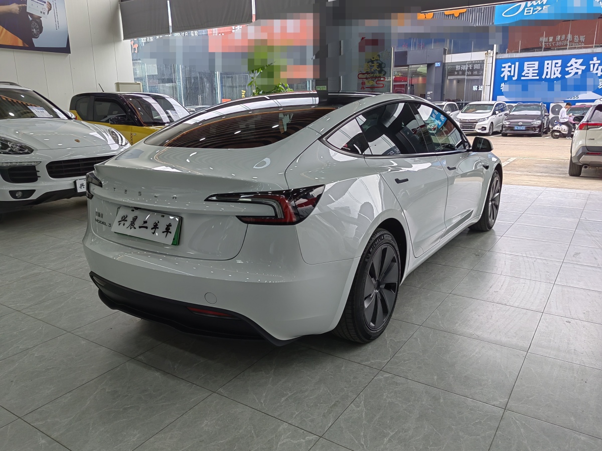 特斯拉 Model 3  2023款 煥新版 后輪驅(qū)動圖片