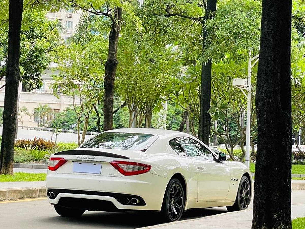 瑪莎拉蒂 GranTurismo  2007款 4.2L 標(biāo)準(zhǔn)版圖片