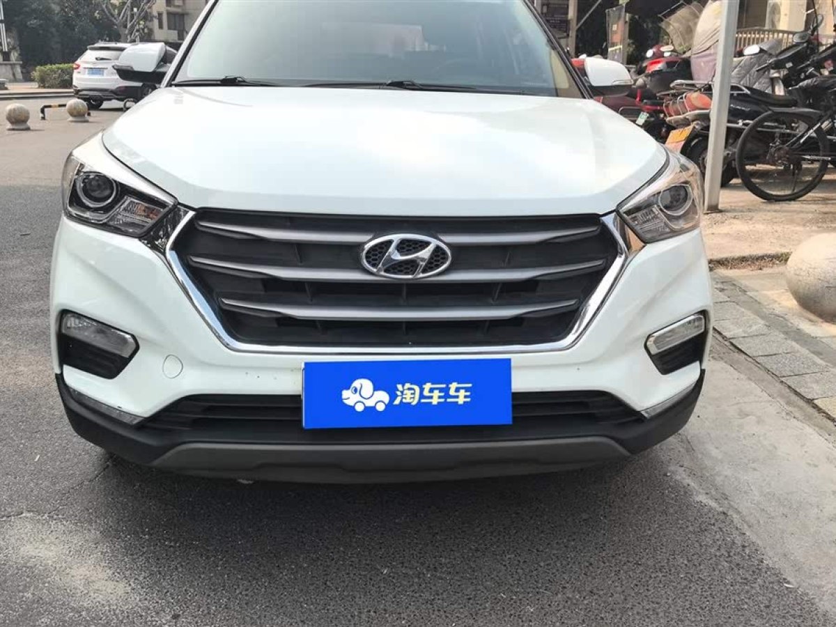 現(xiàn)代 ix25  2017款 1.6L 自動(dòng)智能型圖片