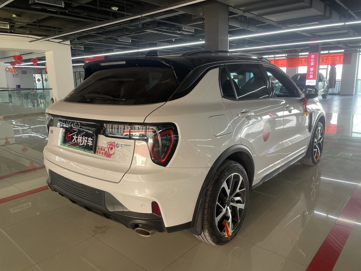 2022年3月領克 領克01新能源  2022款 1.5TD PHEV Plus