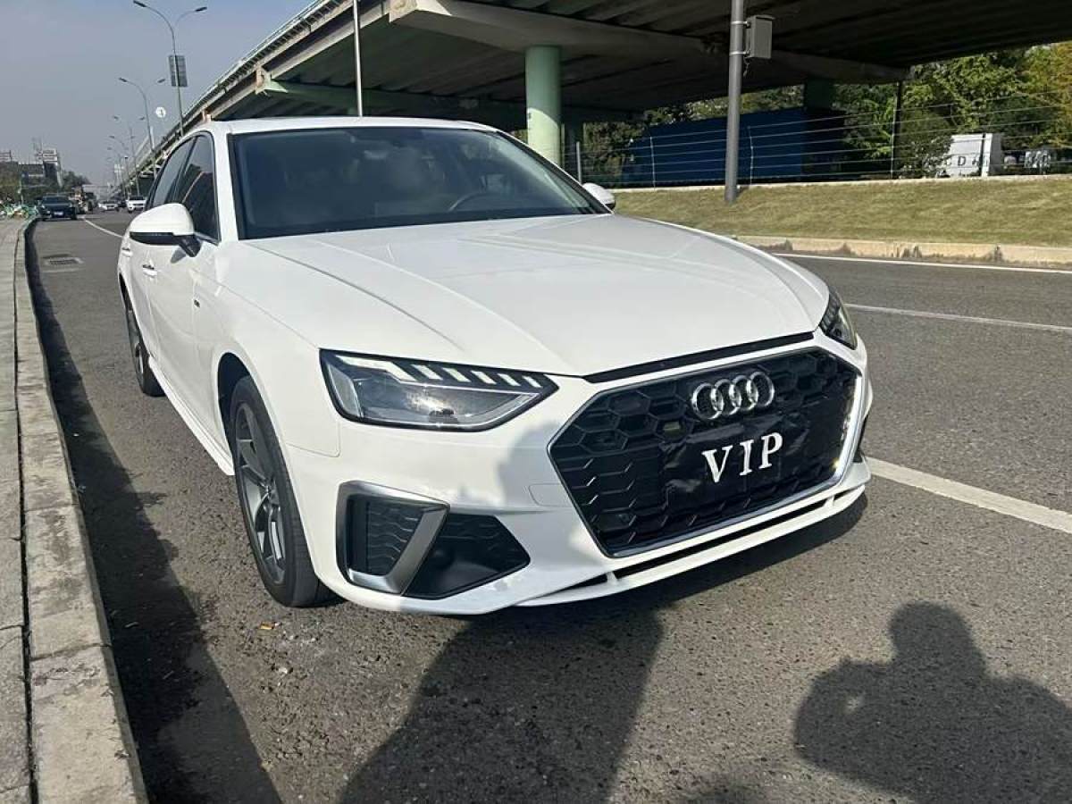 2020年5月奧迪 奧迪A4L  2020款 40 TFSI 時尚動感型